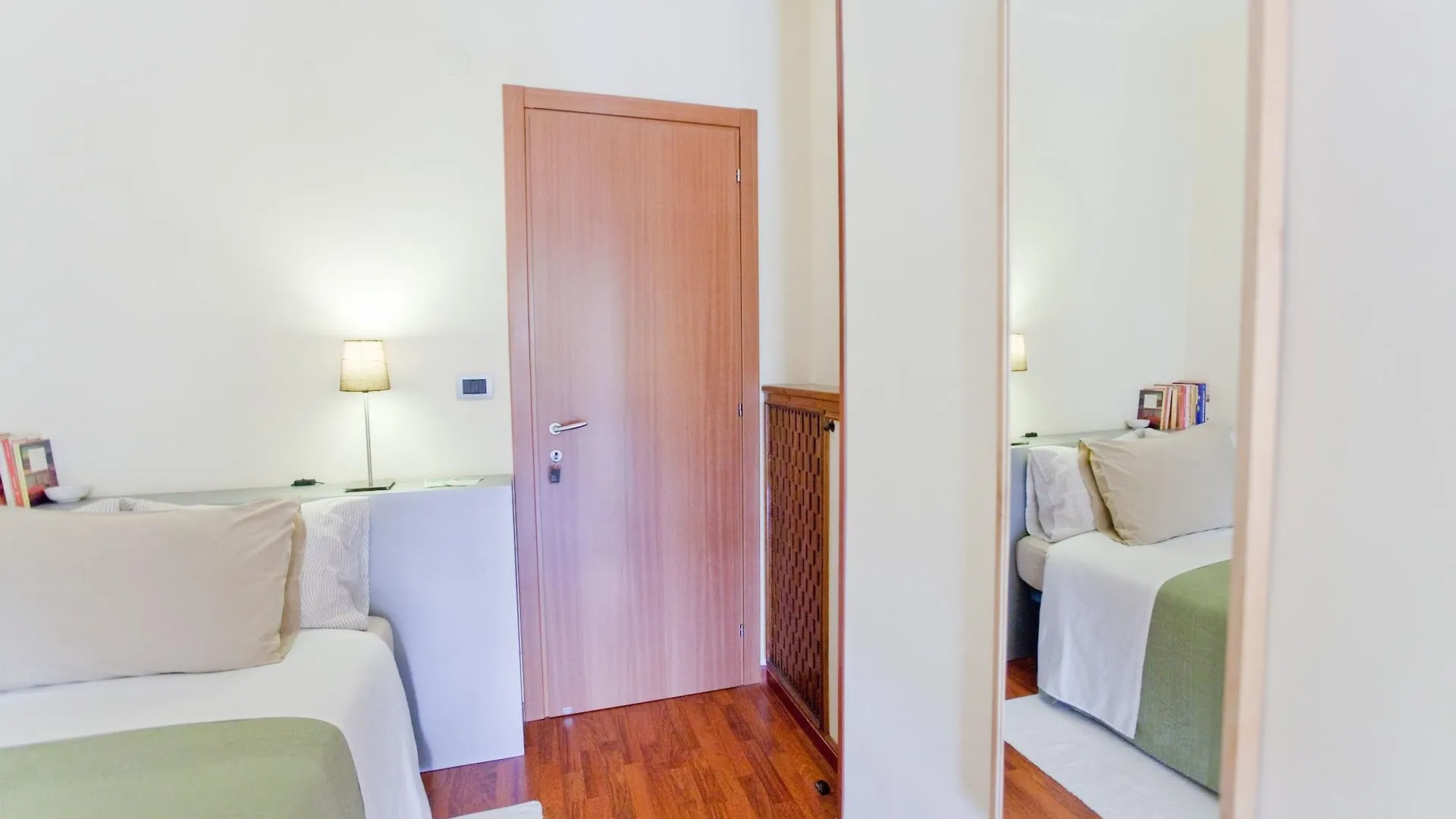 Apartment Rooms Rent Vesuvio B&B Cercola