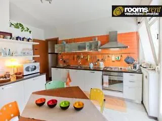 Apartment Rooms Rent Vesuvio B&B Cercola